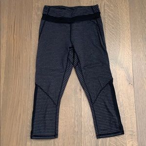 Striped Cropped Workout Leggings